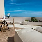 Villa Splendid Santorini 1 Bedroom Princess Outdoor Hot