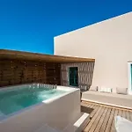 Splendid Santorini 1 Bedroom Princess Outdoor Hot Villa *